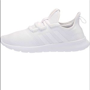 Brand new still in the box Adidas shoes.  Didn’t get to return in time.